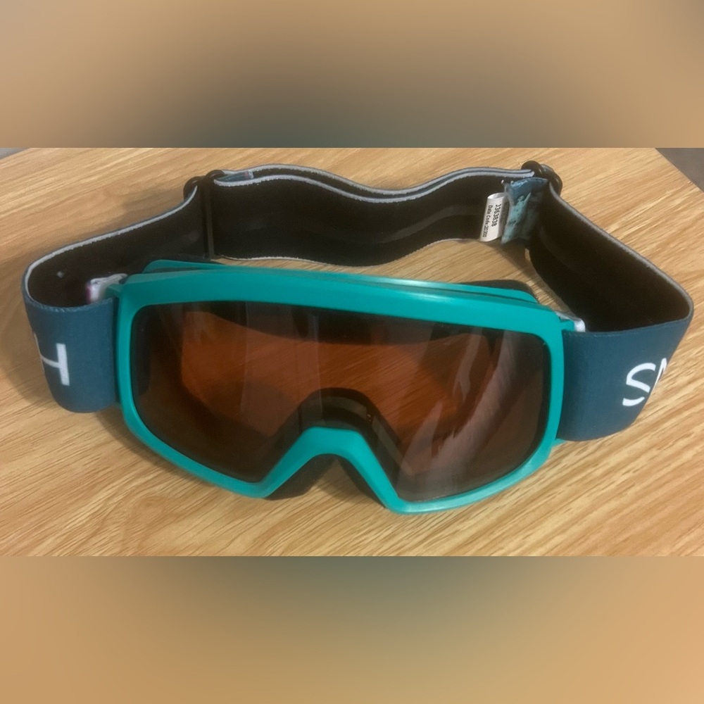 SMITH Kids Goggles - Teal and Black with adjustable strap